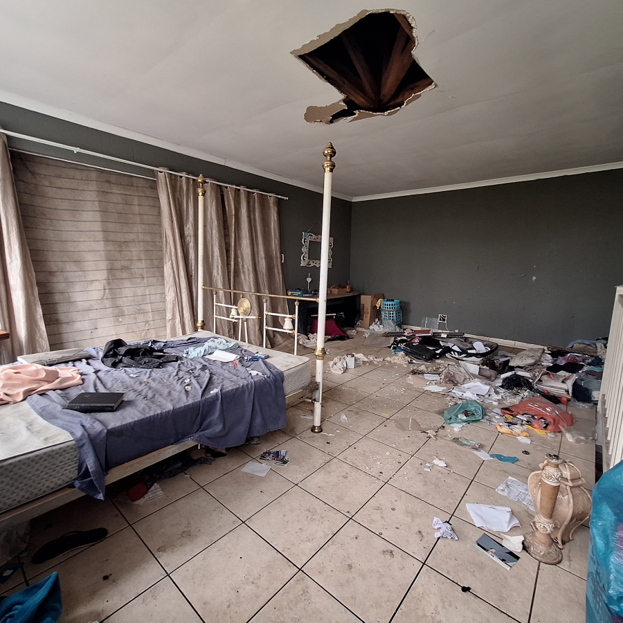 5 Bedroom Property for Sale in Deneysville Free State